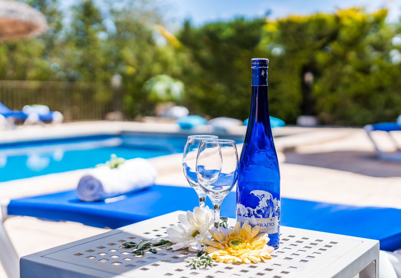 Finca con piscina y barbacoa en Mallorca. 