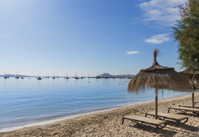 Casa en Crestatx - Casa moderna con piscina  Villa Flores en Mallorca