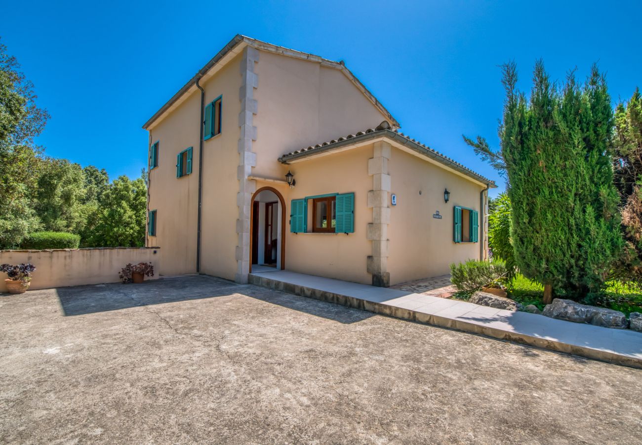 Casa en Crestatx - Casa moderna con piscina  Villa Flores en Mallorca