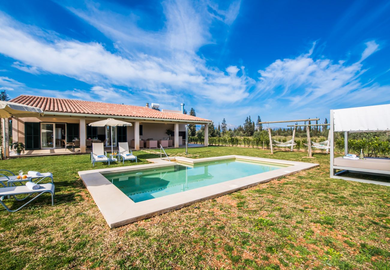 Finca en Sa Pobla - Finca con piscina y calidad Son vivot rodeada de naturaleza  en Mallorca