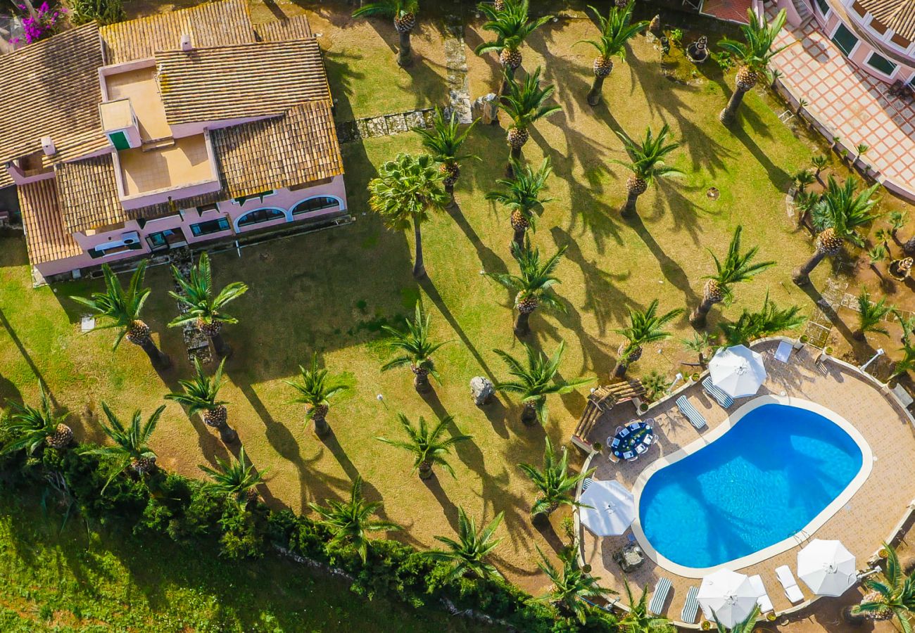 Finca en Alcúdia - Gran Finca Can Comaro con piscina en Alcudia 