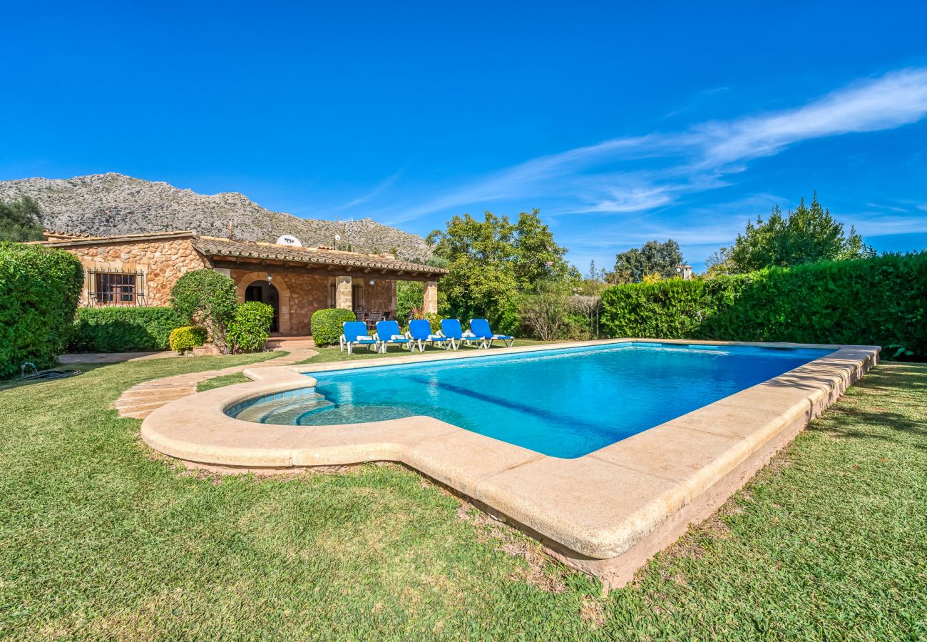 Casa rural de estilo mallorquín con piscina en Mallorca