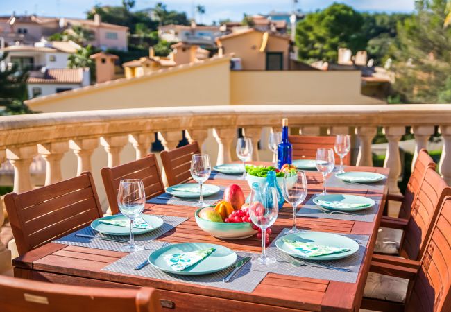 Casa en Puerto de Alcudia - Casa con vistas al mar Casa Osborne en Alcudia Casa en Puerto de Alcudia - Casa con vistas al mar Casa Osborne en Alcudia