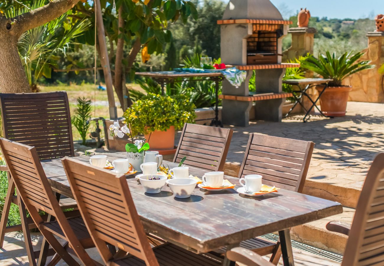 Finca rural con barbacoa y piscina en Mallorca