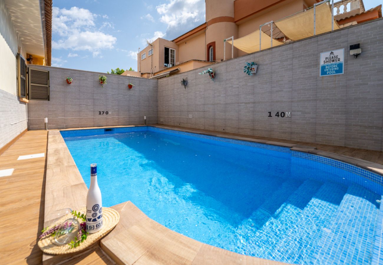 Casa con piscina y barbacoa al mejor precio en Mallorca