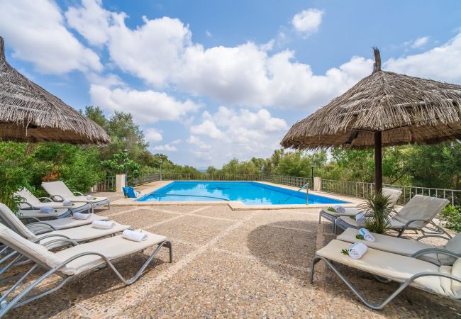 Finca en Petra - Finca Son Perxa en Mallorca con piscina y barbacoa Finca en Petra - Finca Son Perxa en Mallorca con piscina y barbacoa