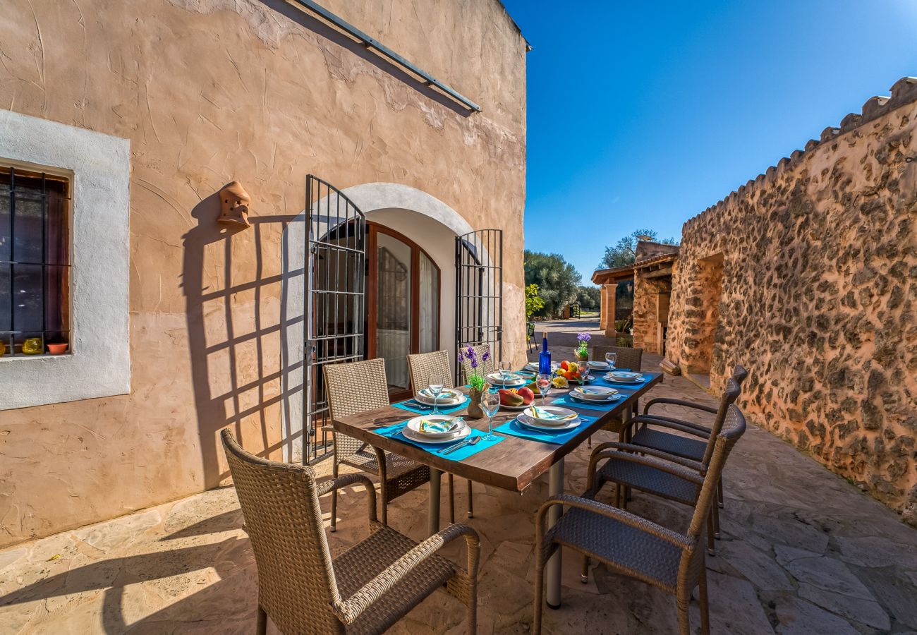 Alquila en Mallorca finca con piscina