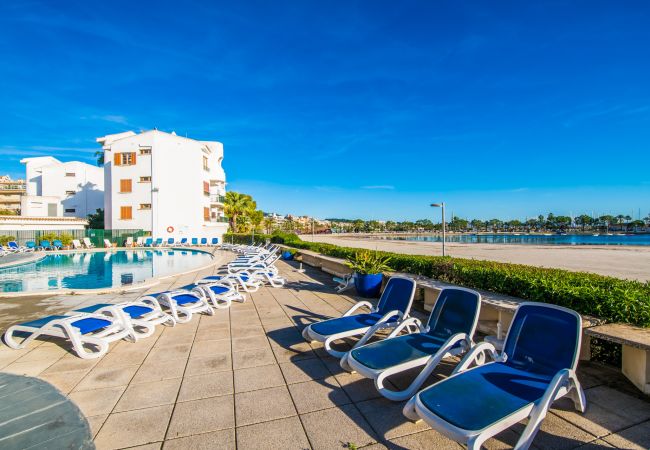 Apartamento en Alcúdia - Apartamento Blue Bay con piscina en la playa de Alcudia