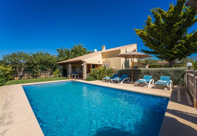 Finca en Capdepera - Finca rústica con piscina privada Es Baladre en Mallorca