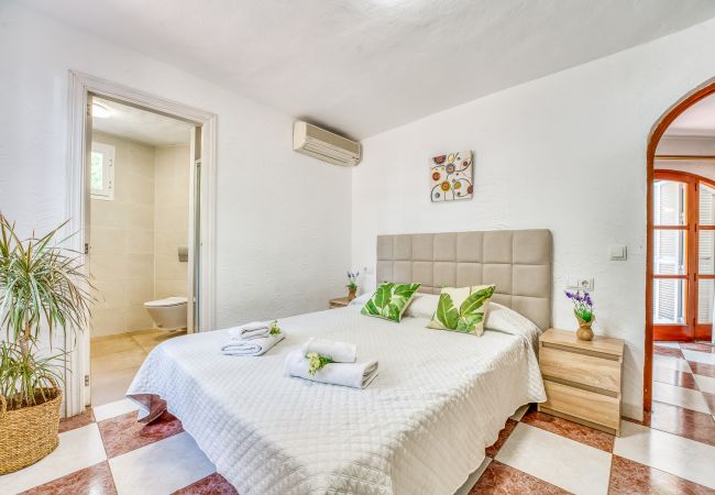 Finca en Sa Pobla - Casa en Mallorca Esteban con piscina privada  Finca en Sa Pobla - Casa en Mallorca Esteban con piscina privada