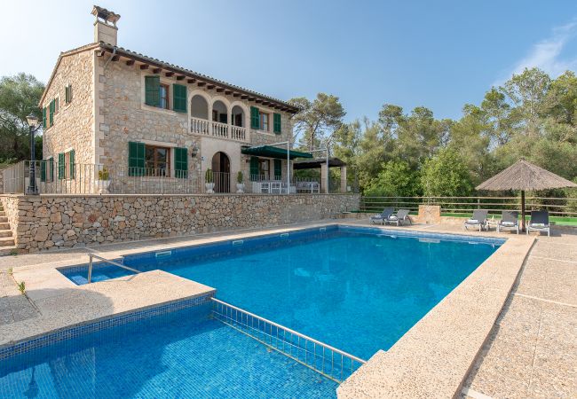  en Petra - Finca rural Son Capellet en Mallorca con piscina y barbacoa