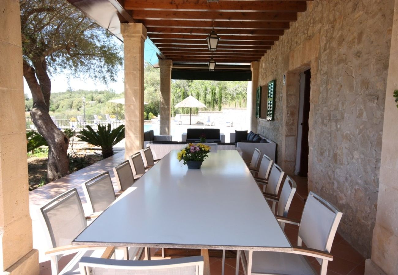Finca en Petra - Finca con piscina y vistas Son March en Mallorca