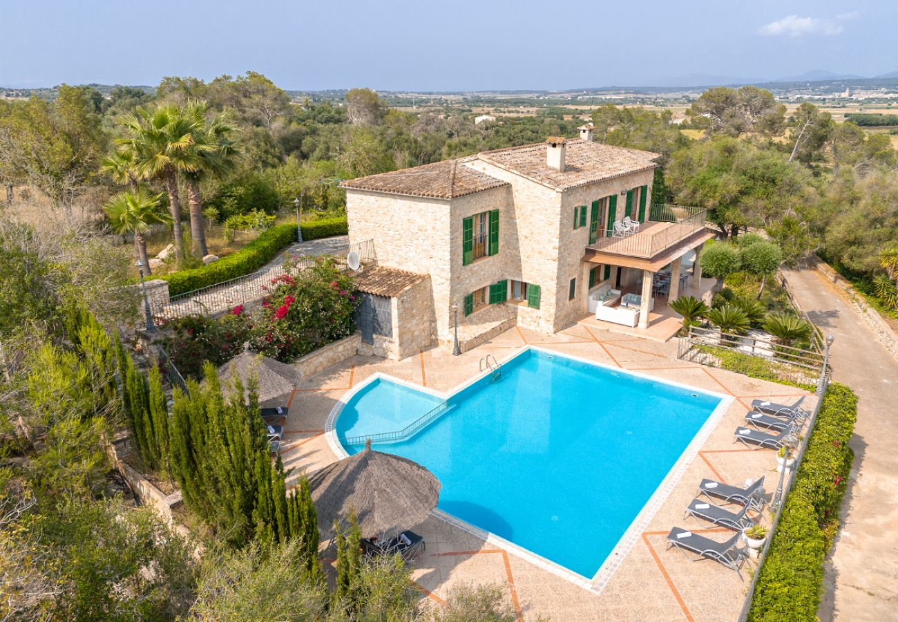 Finca en Petra - Finca rústica con piscina privada y vistas Son March en Mallorca