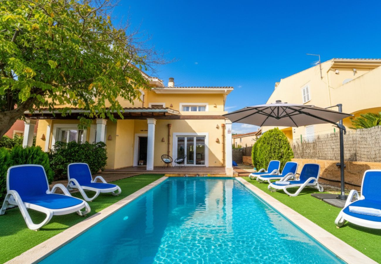 Casa de vacaciones en Alcudia con piscina privada