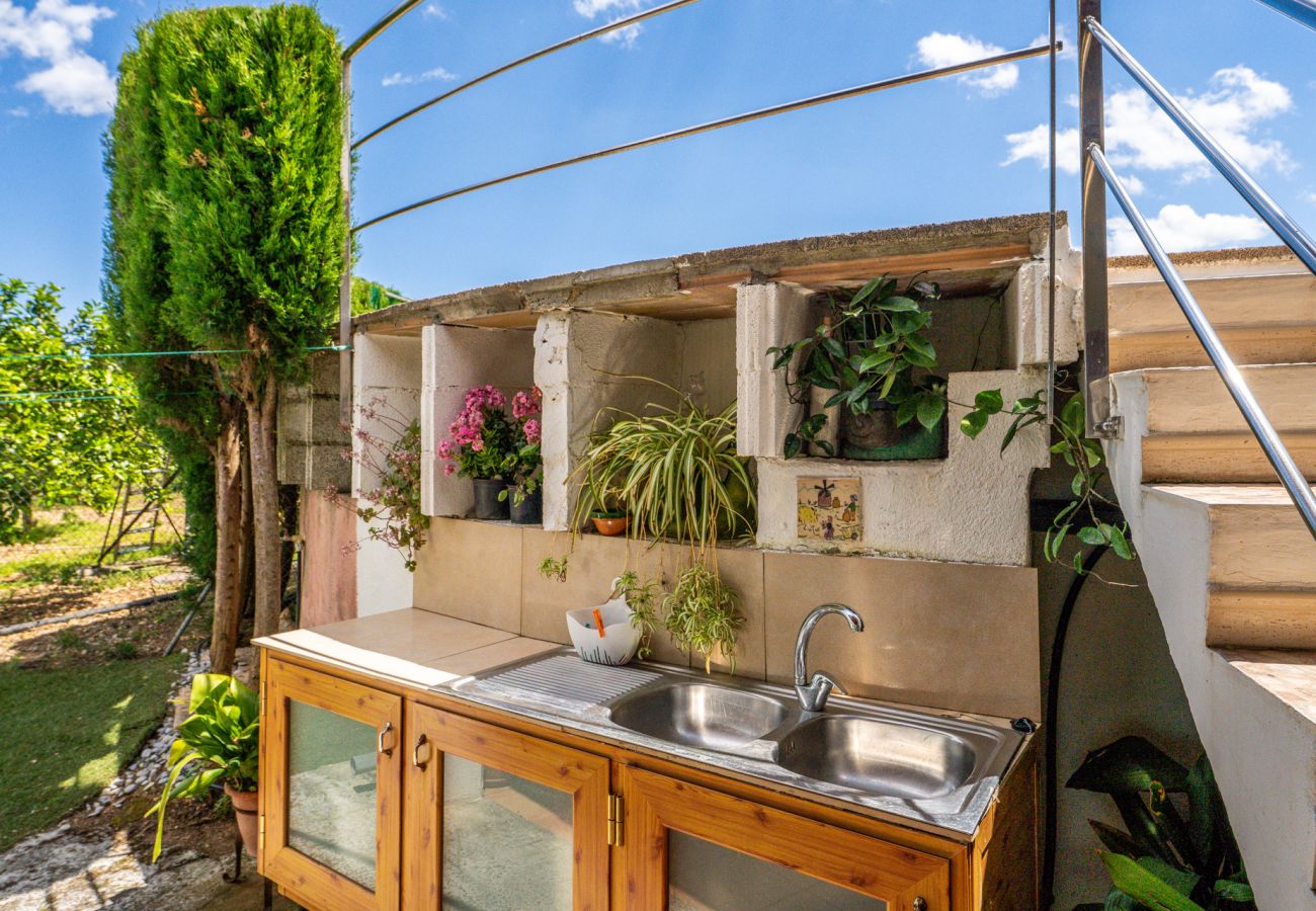 Finca en Llubi - Finca con piscina Can Pintat en Mallorca 