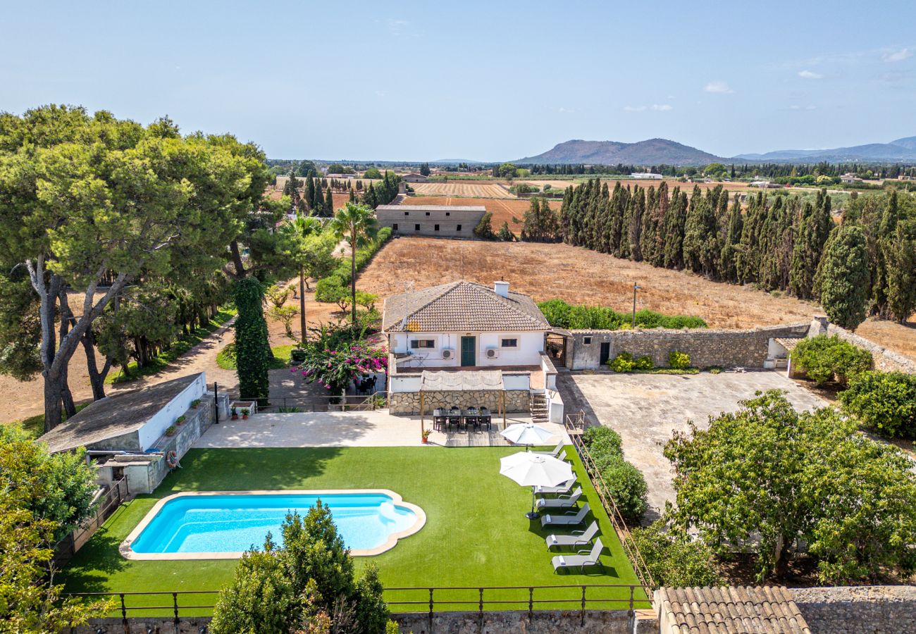 Finca con terreno y barbacoa en Sa Pobla