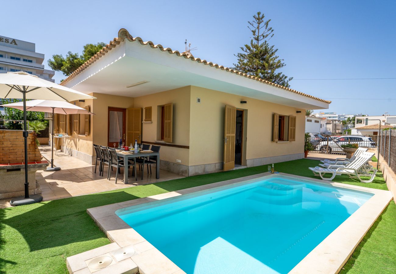 Casa con piscina privada en Alcudia
