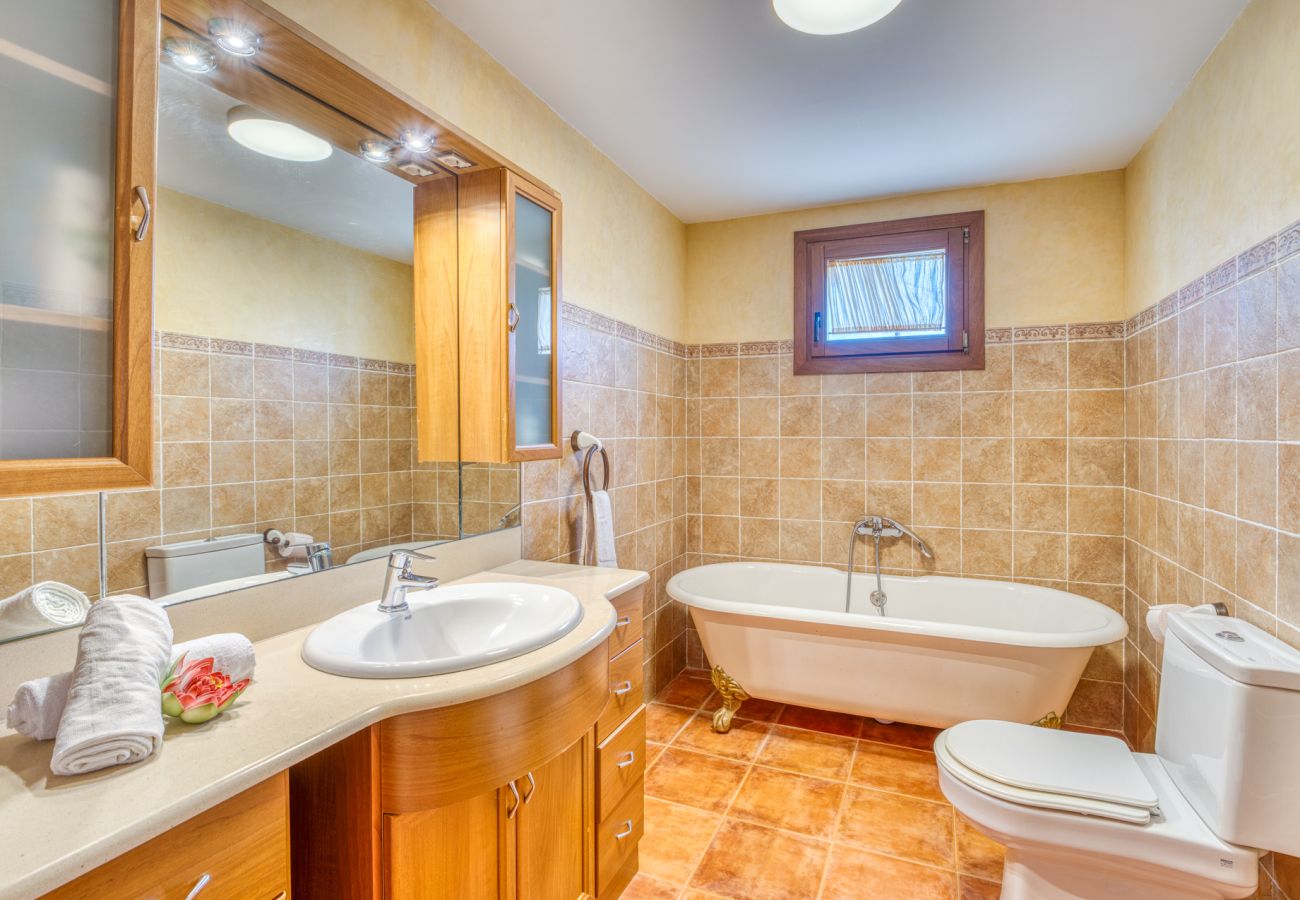 Chalet en Sa Pobla - Finca con piscina y jacuzzi Son Crestes Sa Pobla