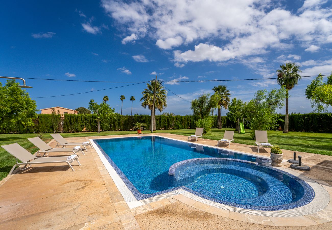 Chalet en Sa Pobla - Finca con piscina y jacuzzi Son Crestes Sa Pobla