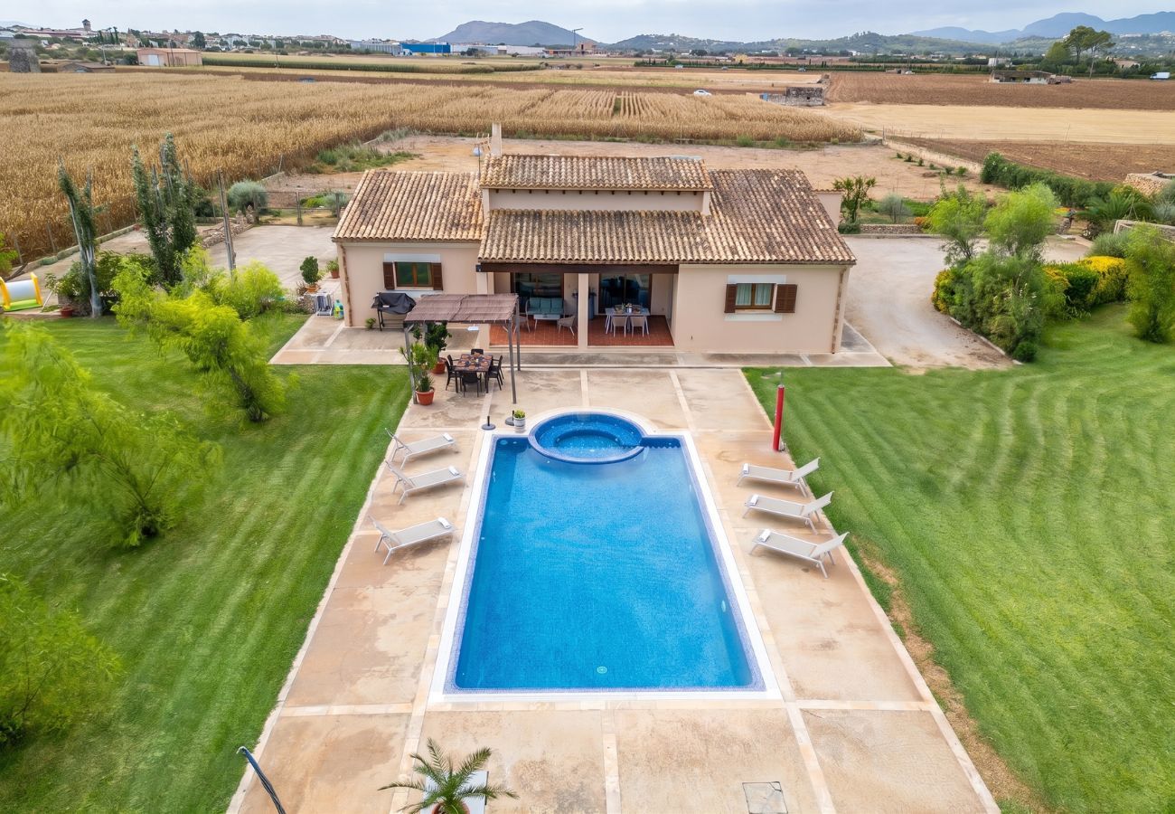 Chalet en Sa Pobla - Finca con piscina y jacuzzi Son Crestes Sa Pobla