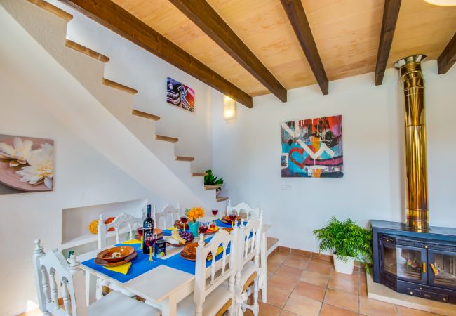 Domaine à Petra - Magnifique villa avec piscine privée au cœur de Majorque. Réservez vos vacances de rêve au meilleur prix maintenant ! Domaine à Petra - Magnifique villa avec piscine privée au cœur de Majorque. Réservez vos vacances de rêve au meilleur prix maintenant !