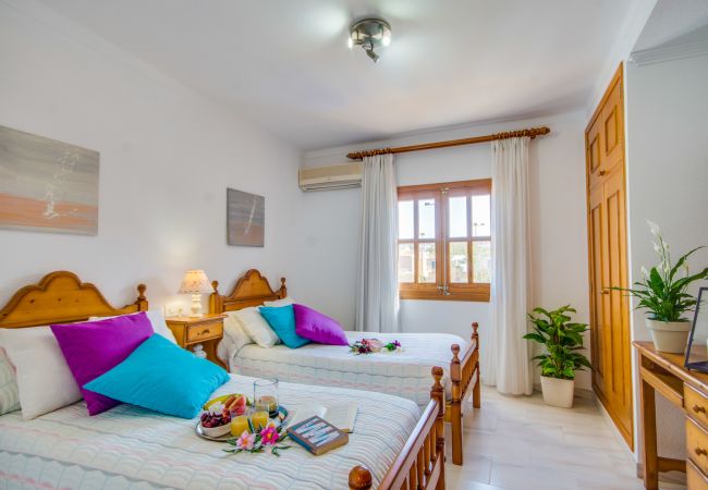 Maison à Alcúdia - Casa Flor avec piscine près de la plage d'Alcudia à Majorque Maison à Alcúdia - Casa Flor avec piscine près de la plage d'Alcudia à Majorque