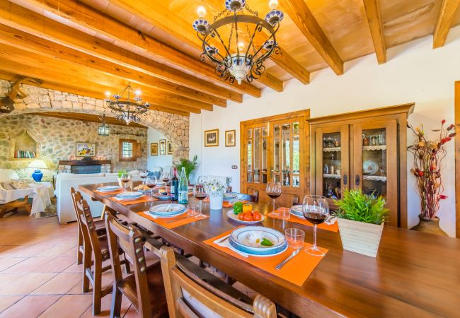 Domaine à Campanet - Maison en pierre au milieu de la nature à Caselles Petit Domaine à Campanet - Maison en pierre au milieu de la nature à Caselles Petit