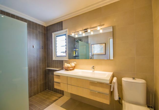 Maison à Puerto Pollensa - Maison Puerto Pollensa Llenaire piscine et vue sur la plage Maison à Puerto Pollensa - Maison Puerto Pollensa Llenaire piscine et vue sur la plage