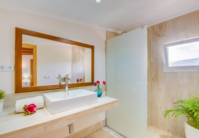 Domaine à Inca - Maison rustique avec piscine Can Reure à Majorque Domaine à Inca - Maison rustique avec piscine Can Reure à Majorque