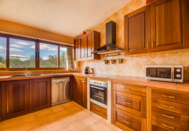 Domaine à Inca - Finca rurale avec piscine Casa de Puri à Majorque. Domaine à Inca - Finca rurale avec piscine Casa de Puri à Majorque.