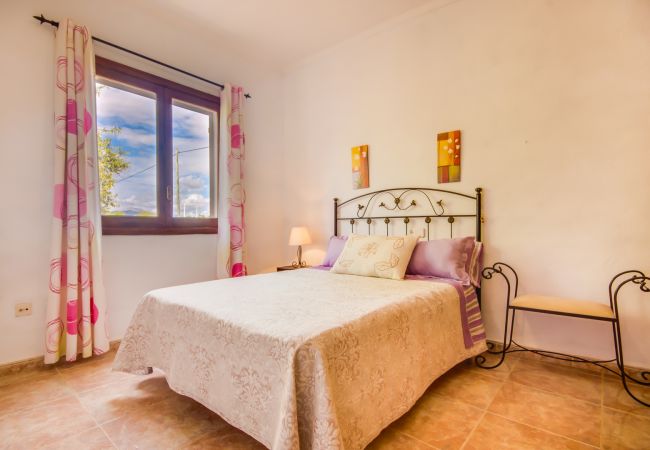 Domaine à Inca - Finca rurale avec piscine Casa de Puri à Majorque. Domaine à Inca - Finca rurale avec piscine Casa de Puri à Majorque.