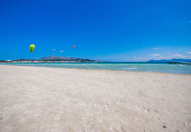 Domaine à Buger - La finca mallorquina Ses Planes avec piscine. Domaine à Buger - La finca mallorquina Ses Planes avec piscine.