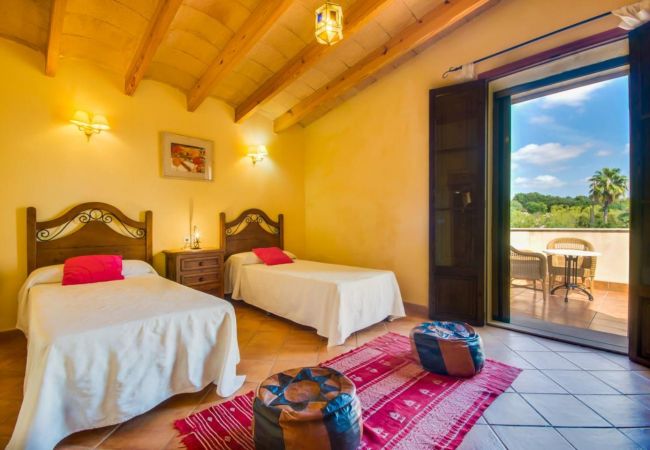 Domaine à Buger - Grande finca rustique Can Nyany à Buger à Majorque Domaine à Buger - Grande finca rustique Can Nyany à Buger à Majorque