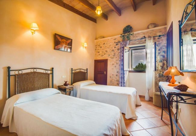 Domaine à Buger - Grande finca rustique Can Nyany à Buger à Majorque Domaine à Buger - Grande finca rustique Can Nyany à Buger à Majorque