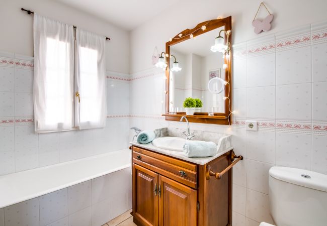 Maison à Alcúdia - Maison moderne avec vue sur la mer Casa Didi à Alcudia Maison à Alcúdia - Maison moderne avec vue sur la mer Casa Didi à Alcudia