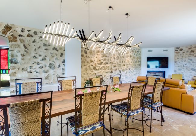 Domaine à Campanet - Finca rurale dans la montagne d'Es Rafal avec piscine Domaine à Campanet - Finca rurale dans la montagne d'Es Rafal avec piscine