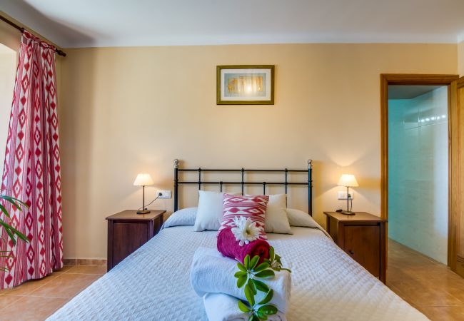 Domaine à Sencelles - Finca avec piscine Can Bielo à Majorque. Domaine à Sencelles - Finca avec piscine Can Bielo à Majorque.