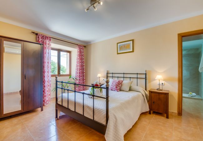 Domaine à Sencelles - Finca avec piscine Can Bielo à Majorque. Domaine à Sencelles - Finca avec piscine Can Bielo à Majorque.