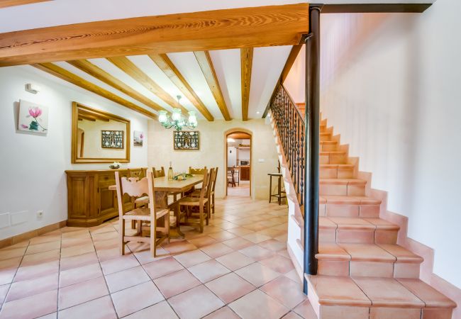 Domaine à Buger - Finca à Majorque, Cas Home avec court de tennis. Domaine à Buger - Finca à Majorque, Cas Home avec court de tennis.