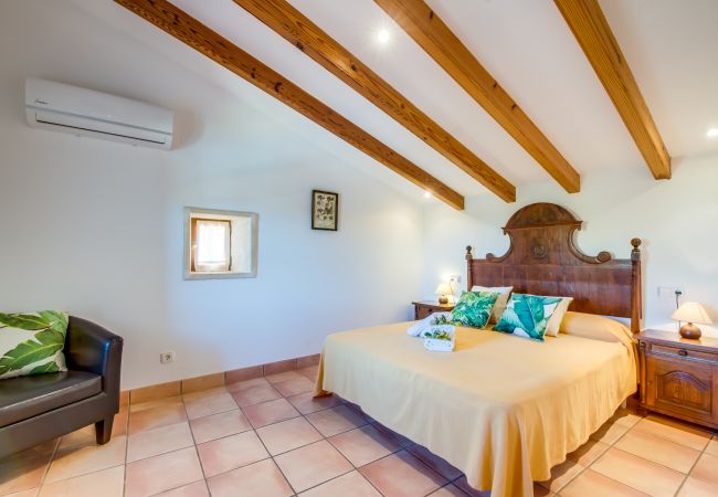 Domaine à Buger - Finca à Majorque, Cas Home avec court de tennis. Domaine à Buger - Finca à Majorque, Cas Home avec court de tennis.