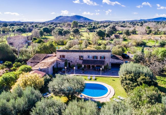 Domaine à Buger - Finca à Majorque, Cas Home avec court de tennis. Domaine à Buger - Finca à Majorque, Cas Home avec court de tennis.