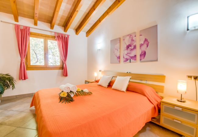 Domaine à Buger - Maison de campagne à Majorque Es Puchet avec piscine Domaine à Buger - Maison de campagne à Majorque Es Puchet avec piscine