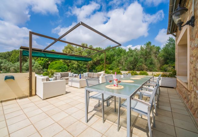 Domaine à Petra - Villa avec piscine privée et jolies vues à Sa Pleta à Majorque. Domaine à Petra - Villa avec piscine privée et jolies vues à Sa Pleta à Majorque.