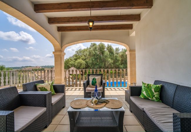 Domaine à Petra - Villa avec piscine privée et jolies vues à Sa Pleta à Majorque. Domaine à Petra - Villa avec piscine privée et jolies vues à Sa Pleta à Majorque.