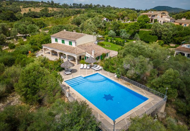  à Petra - Finca Son Perxa à Majorque avec piscine et barbecue