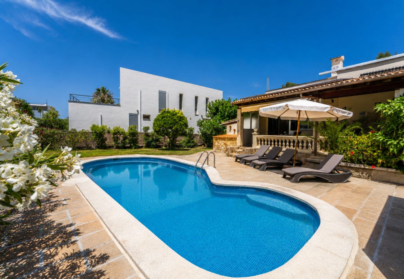 Maison individuelle avec piscine privée à Alcudia