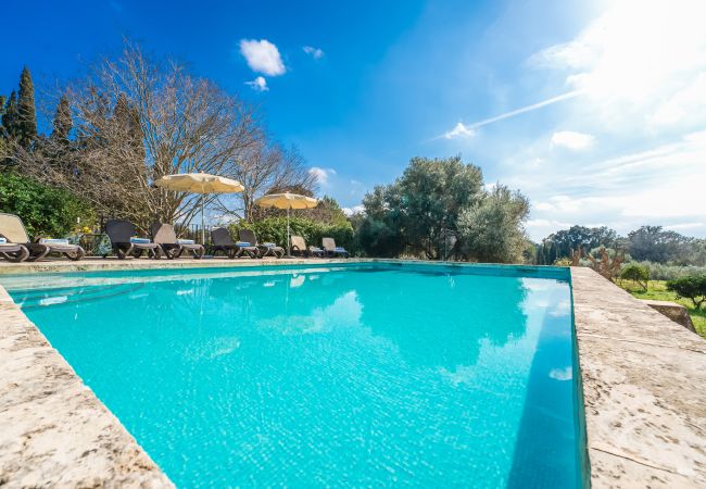 Domaine à Buger - Fermette rustique avec piscine Cas Mut à Mallorca Domaine à Buger - Fermette rustique avec piscine Cas Mut à Mallorca