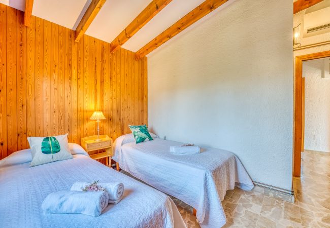 Domaine à Buger - Fermette rustique avec piscine Cas Mut à Mallorca Domaine à Buger - Fermette rustique avec piscine Cas Mut à Mallorca