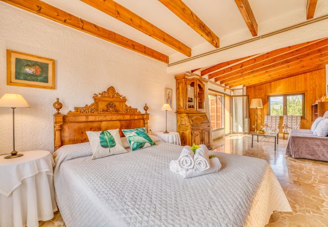 Domaine à Buger - Fermette rustique avec piscine Cas Mut à Mallorca Domaine à Buger - Fermette rustique avec piscine Cas Mut à Mallorca