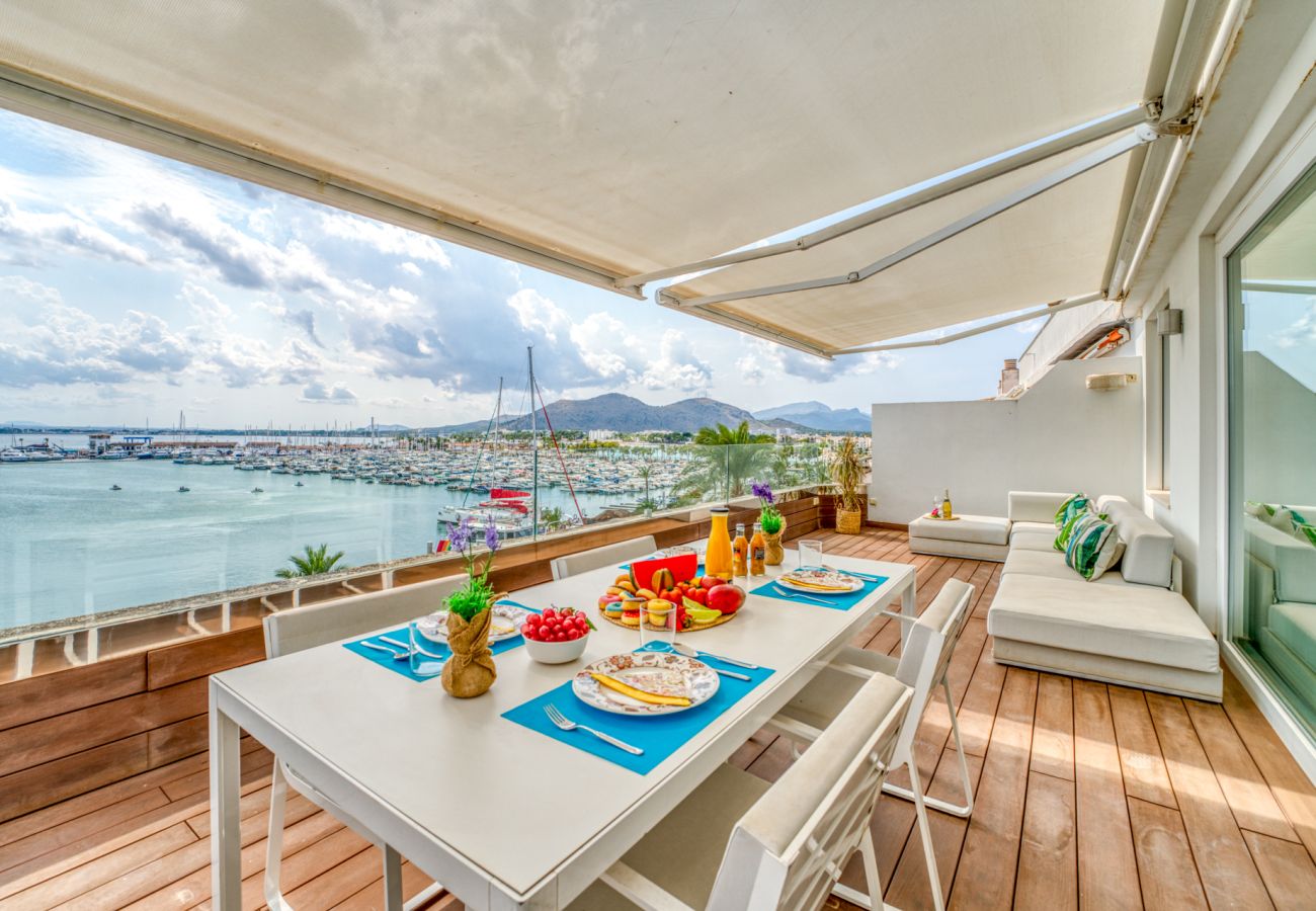 Appartement à Puerto de Alcudia - Appartement Blue Blue en première ligne du port d'Alcudia